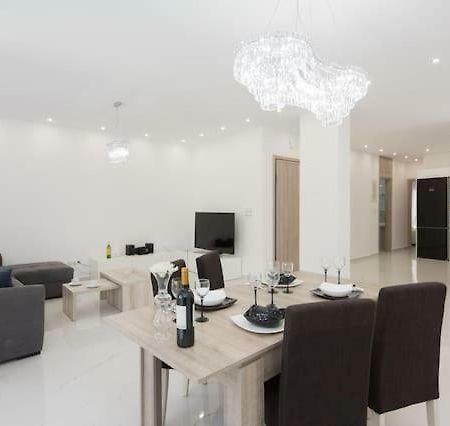 Despina'S Luxury Apt Downtown كاندية المظهر الخارجي الصورة